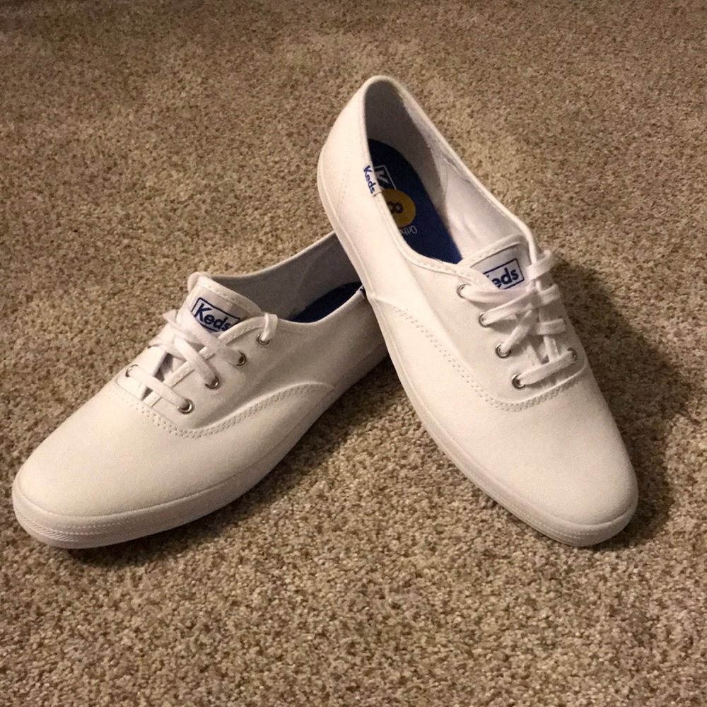 Women’s Keds Shoes - Size 8